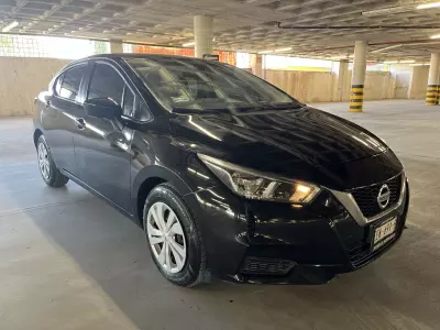 Nissan Versa 2020