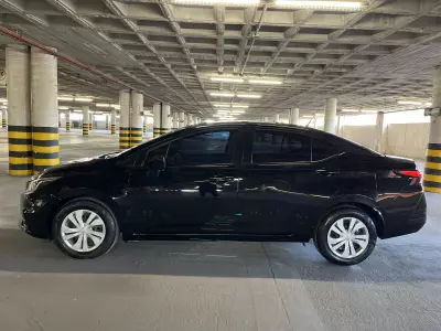 Nissan Versa 2020