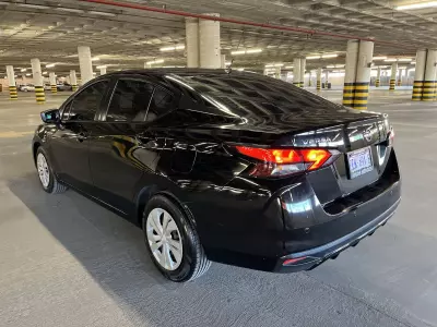 Nissan Versa 2020