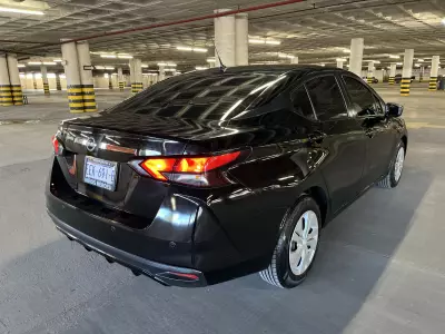 Nissan Versa 2020