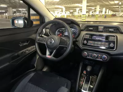 Nissan Versa 2020