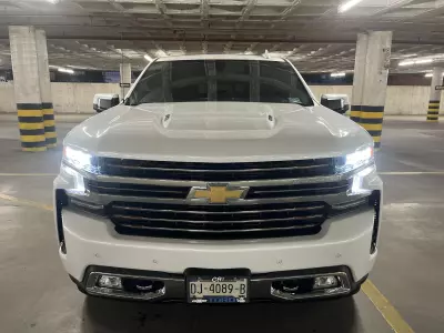 Chevrolet Cheyenne Pick-Up 2021
