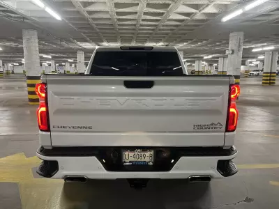 Chevrolet Cheyenne Pick-Up 2021