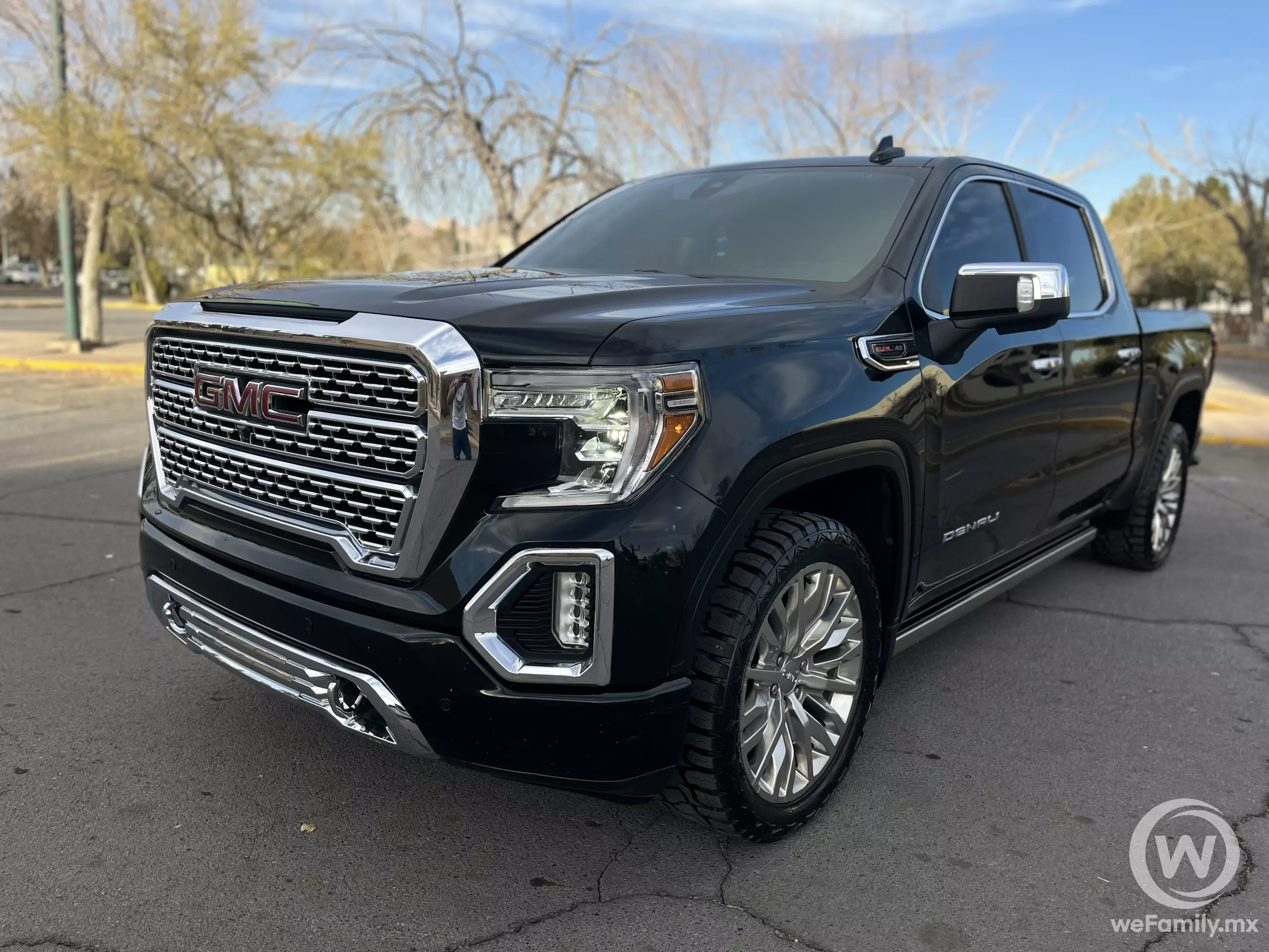 GMC Sierra Pick-Up