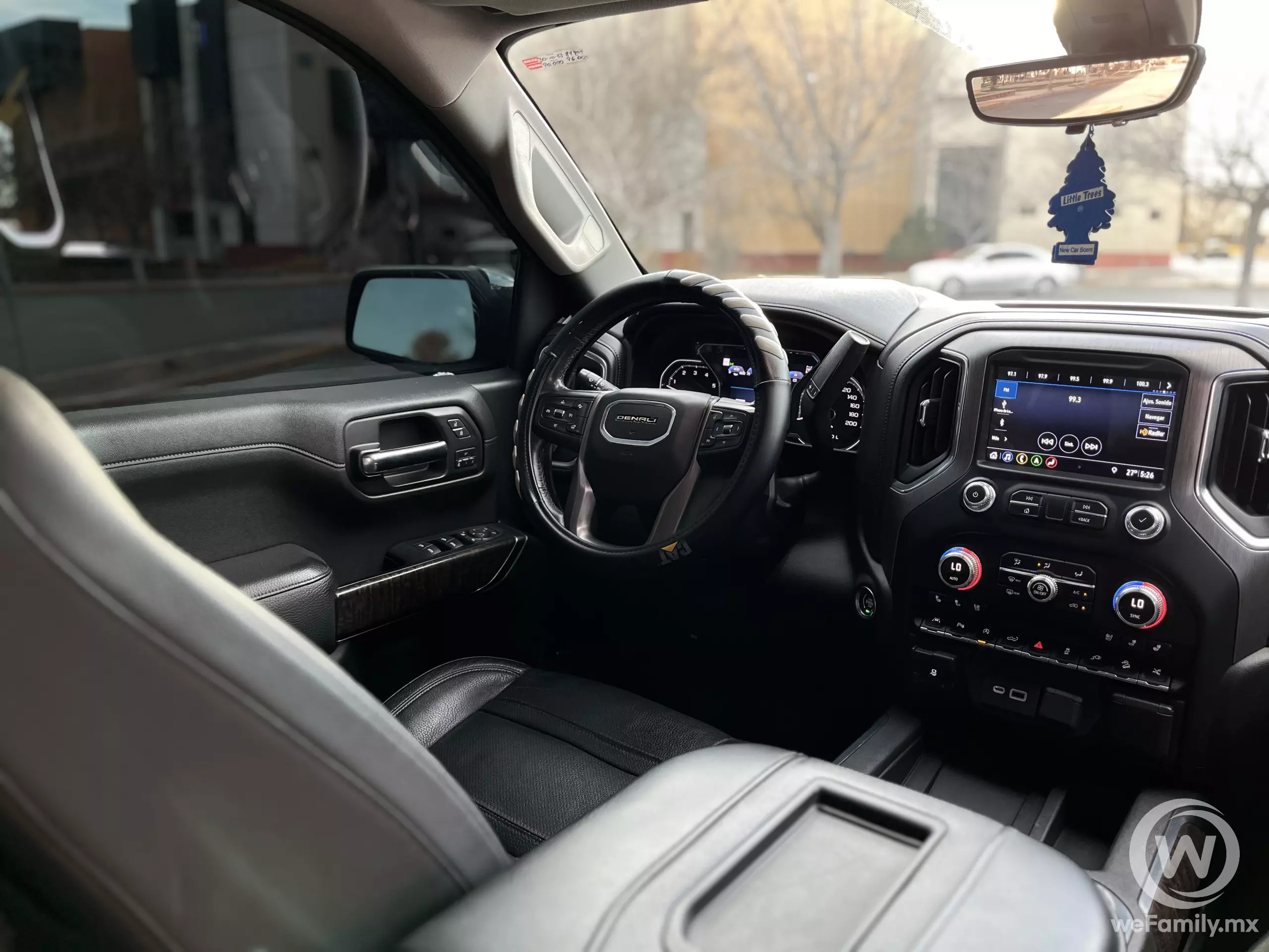 GMC Sierra Pick-Up