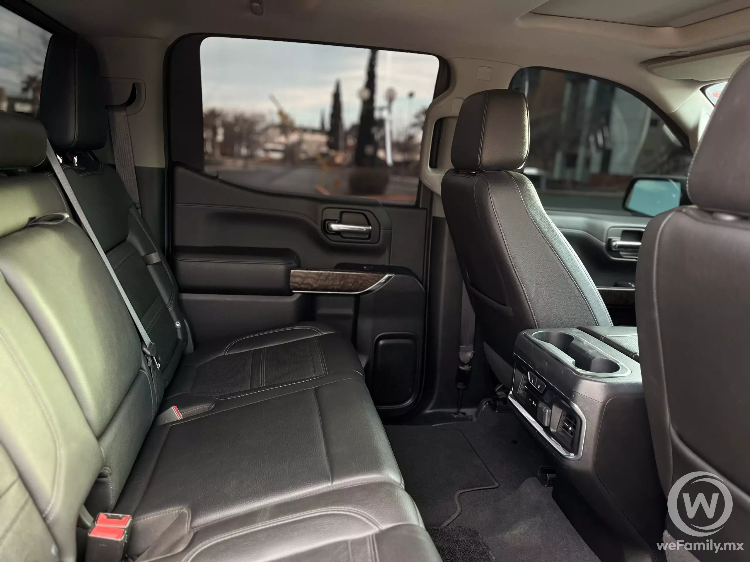 GMC Sierra Pick-Up