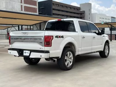 Ford Lobo Pick-Up 2016