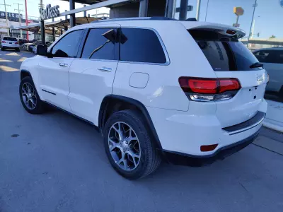 Jeep Grand Cherokee VUD 2020