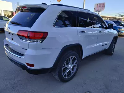 Jeep Grand Cherokee VUD 2020