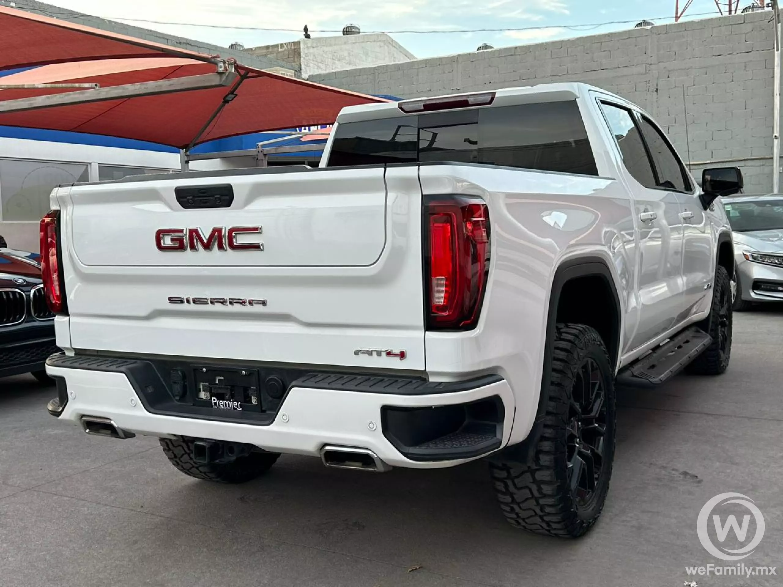 GMC Sierra Pick-Up