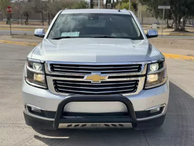 Chevrolet Suburban VUD 2016