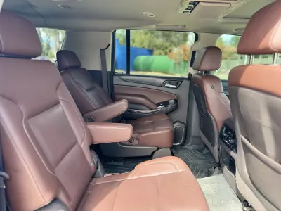 Chevrolet Suburban VUD 2016