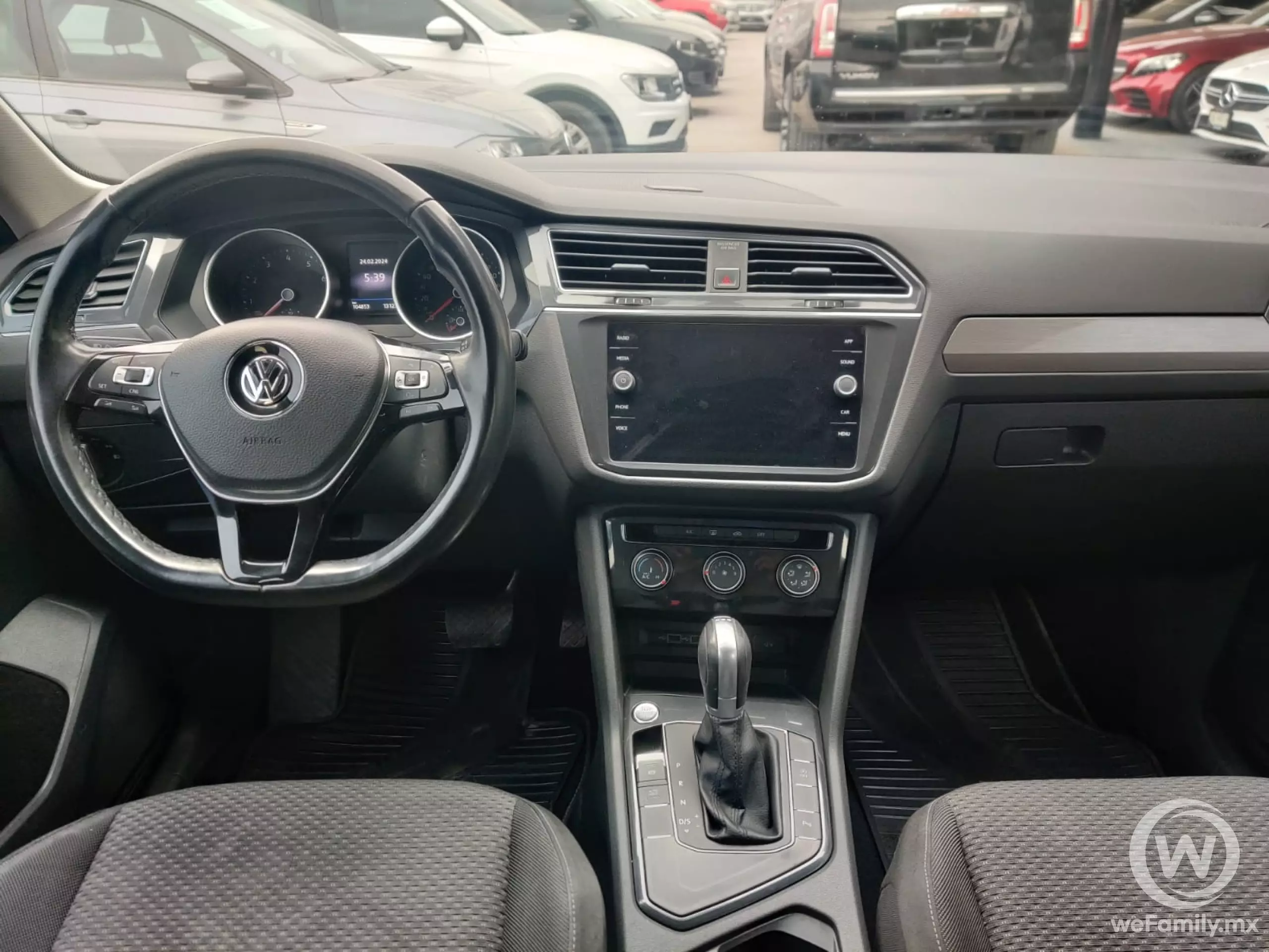 Volkswagen Tiguan VUD