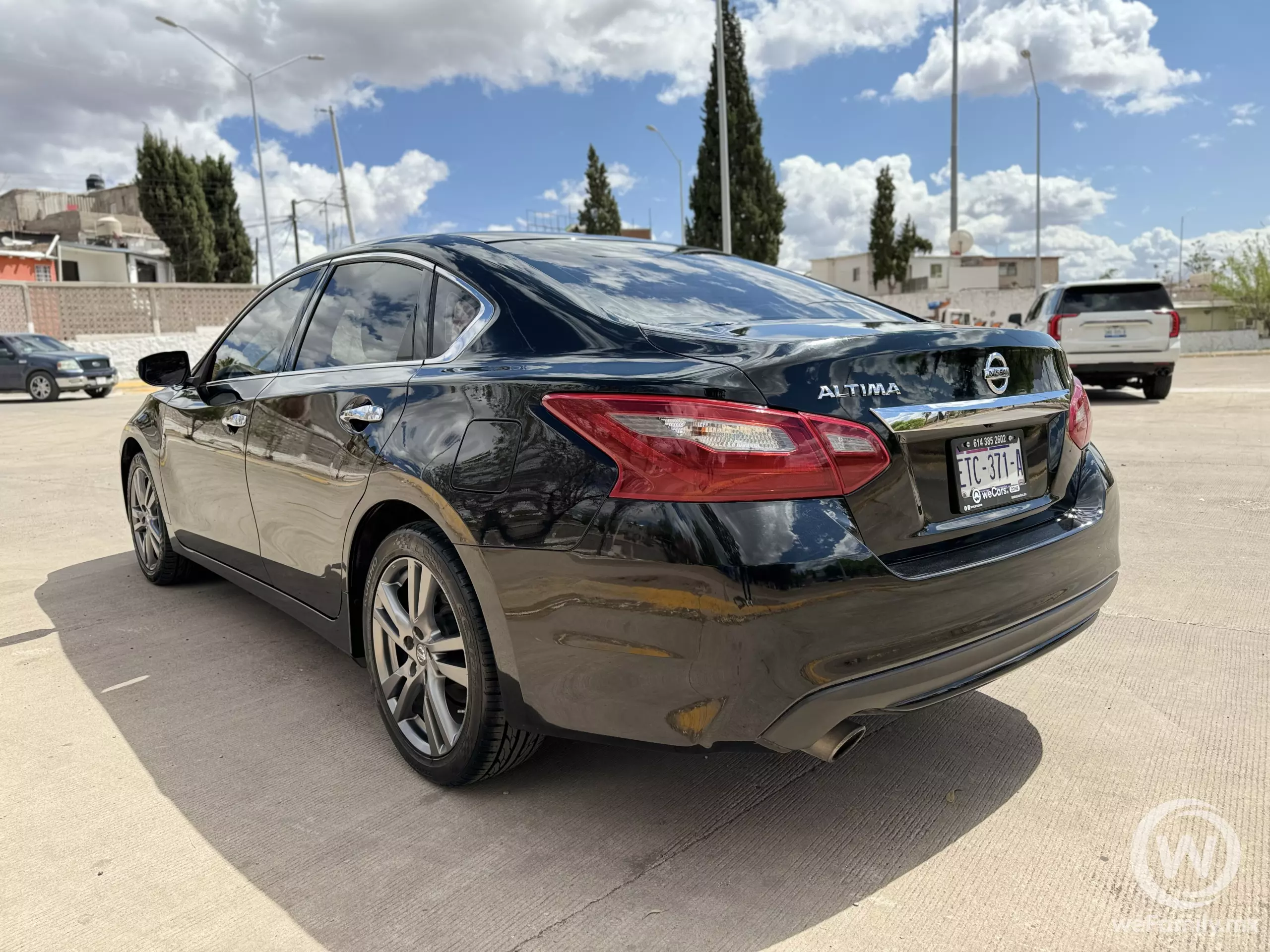 Nissan Altima
