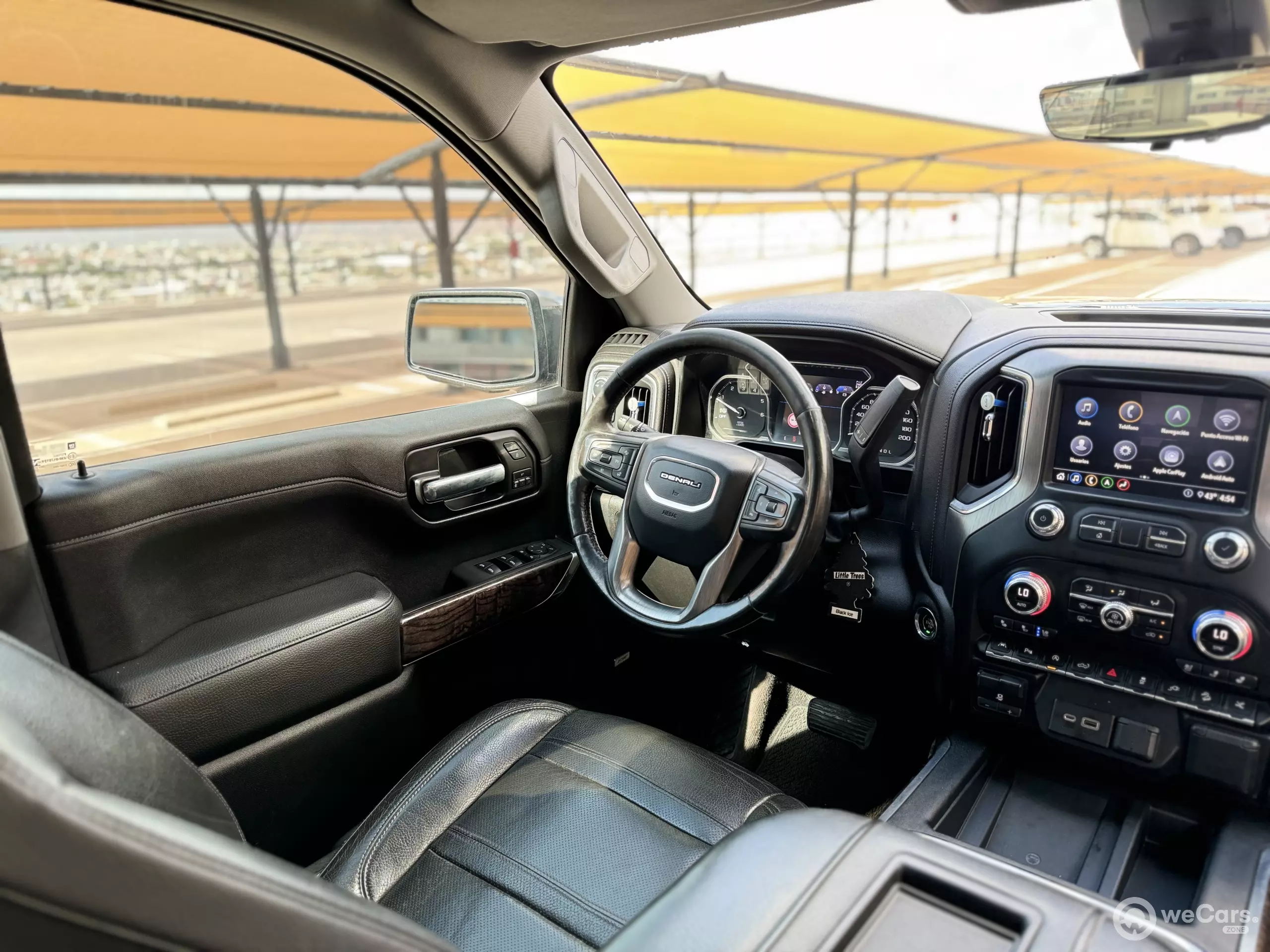 GMC Sierra Pick-Up