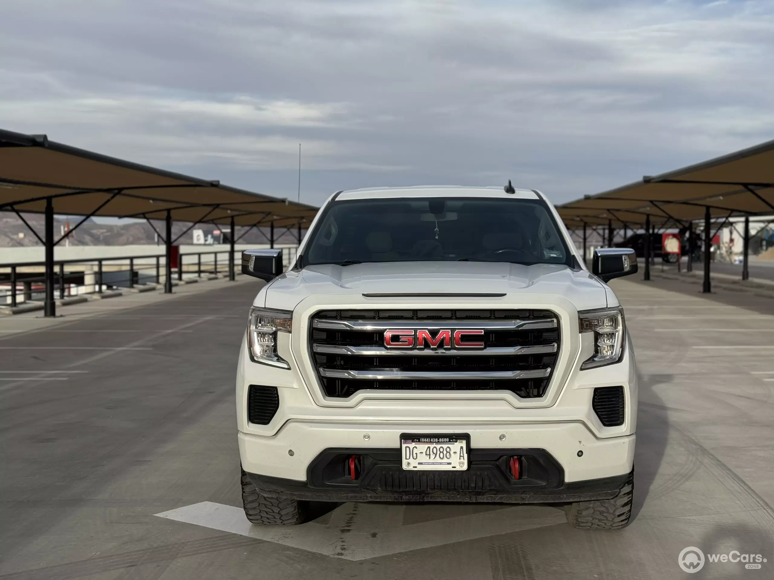 GMC Sierra Pick-Up