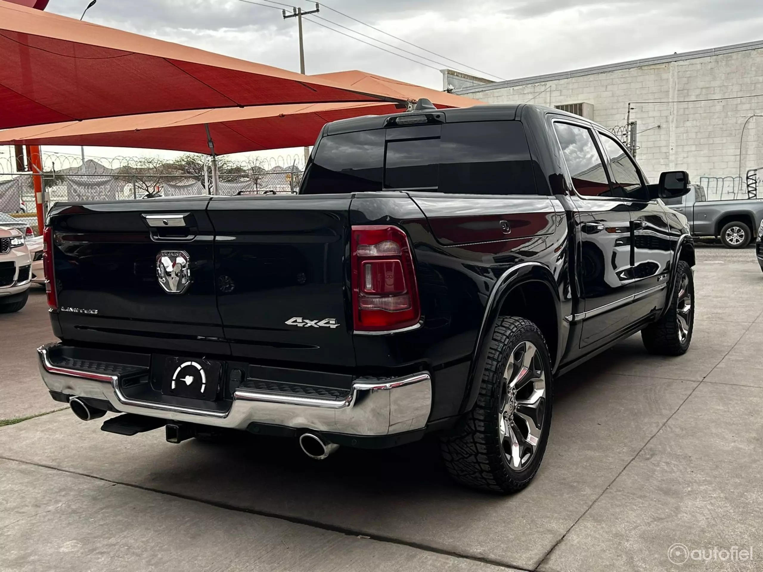 Dodge Ram 1500 Pick-Up