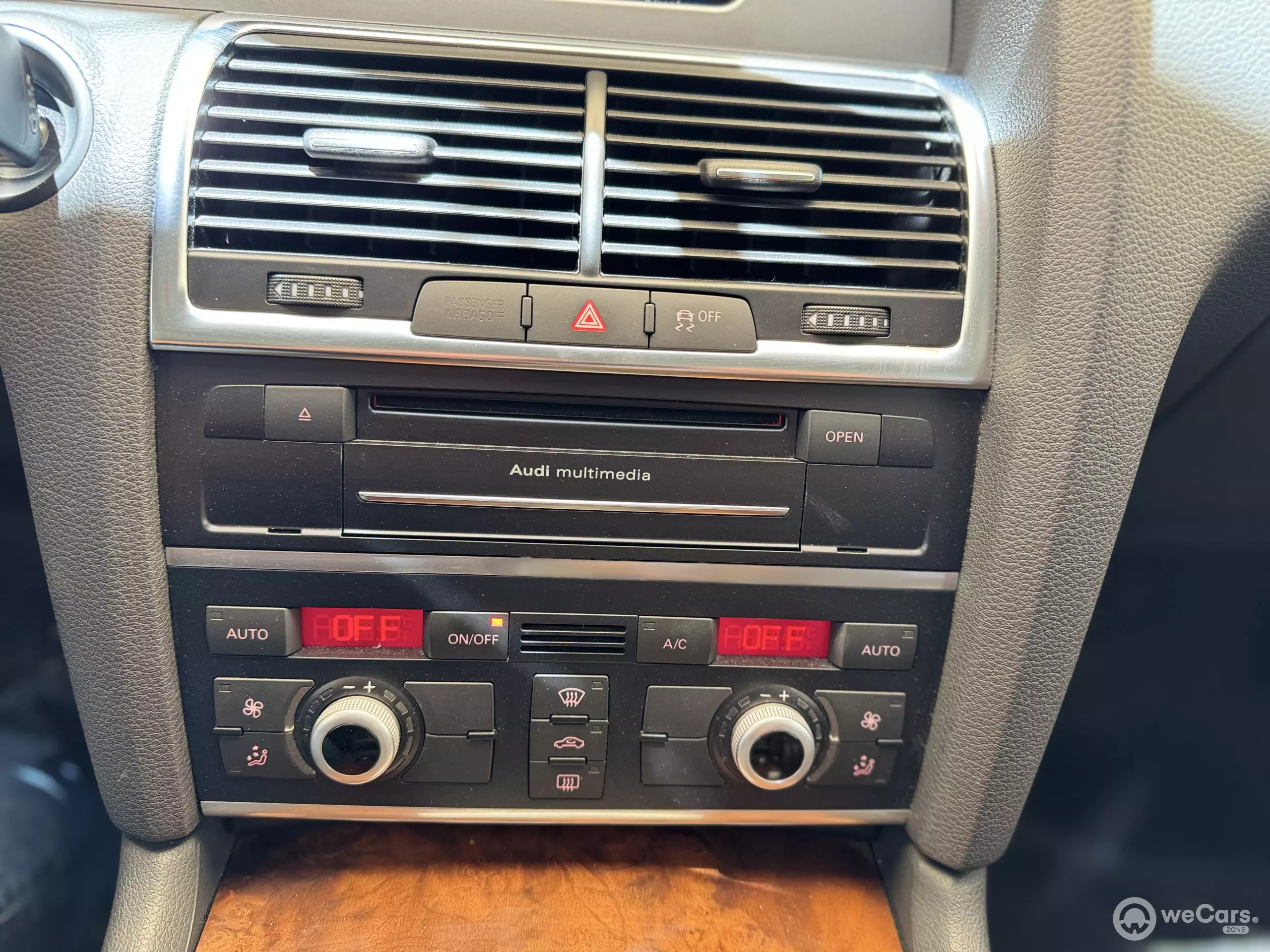 Audi Q7 VUD