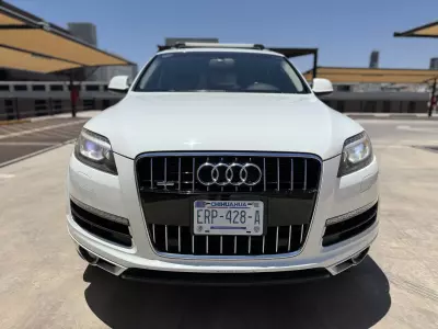 Audi Q7 VUD 2013