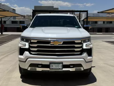 Chevrolet Cheyenne Pick-Up 2023