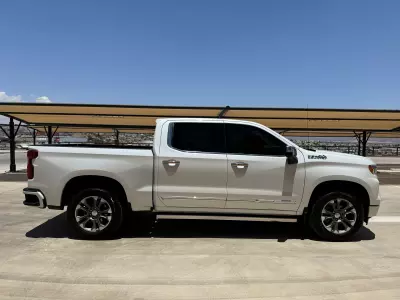 Chevrolet Cheyenne Pick-Up 2023