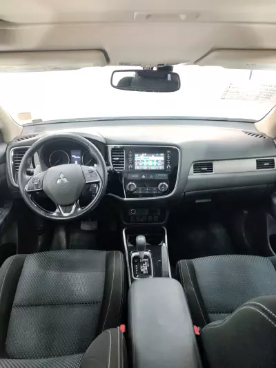 Mitsubishi Outlander VUD 2018