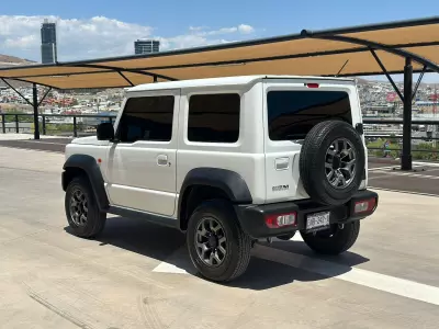 Suzuki Jimny VUD 4x4 2022