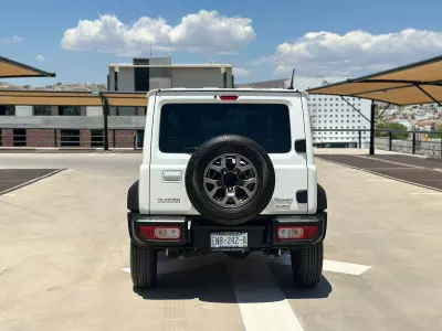 Suzuki Jimny VUD 4x4 2022