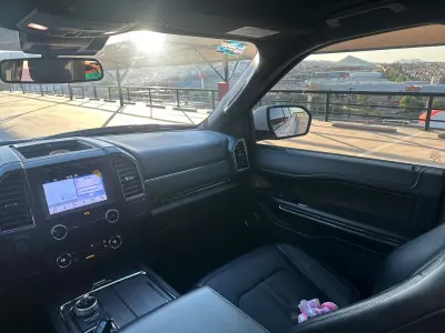 Ford Expedition VUD 2018