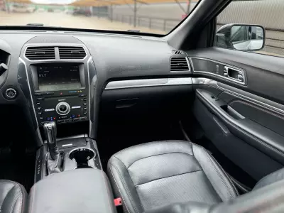 Ford Explorer VUD 2019