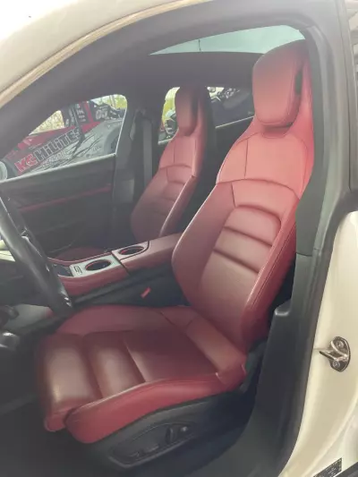 Porsche Taycan 2022