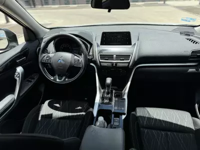 Mitsubishi Eclipse Cross VUD 2020