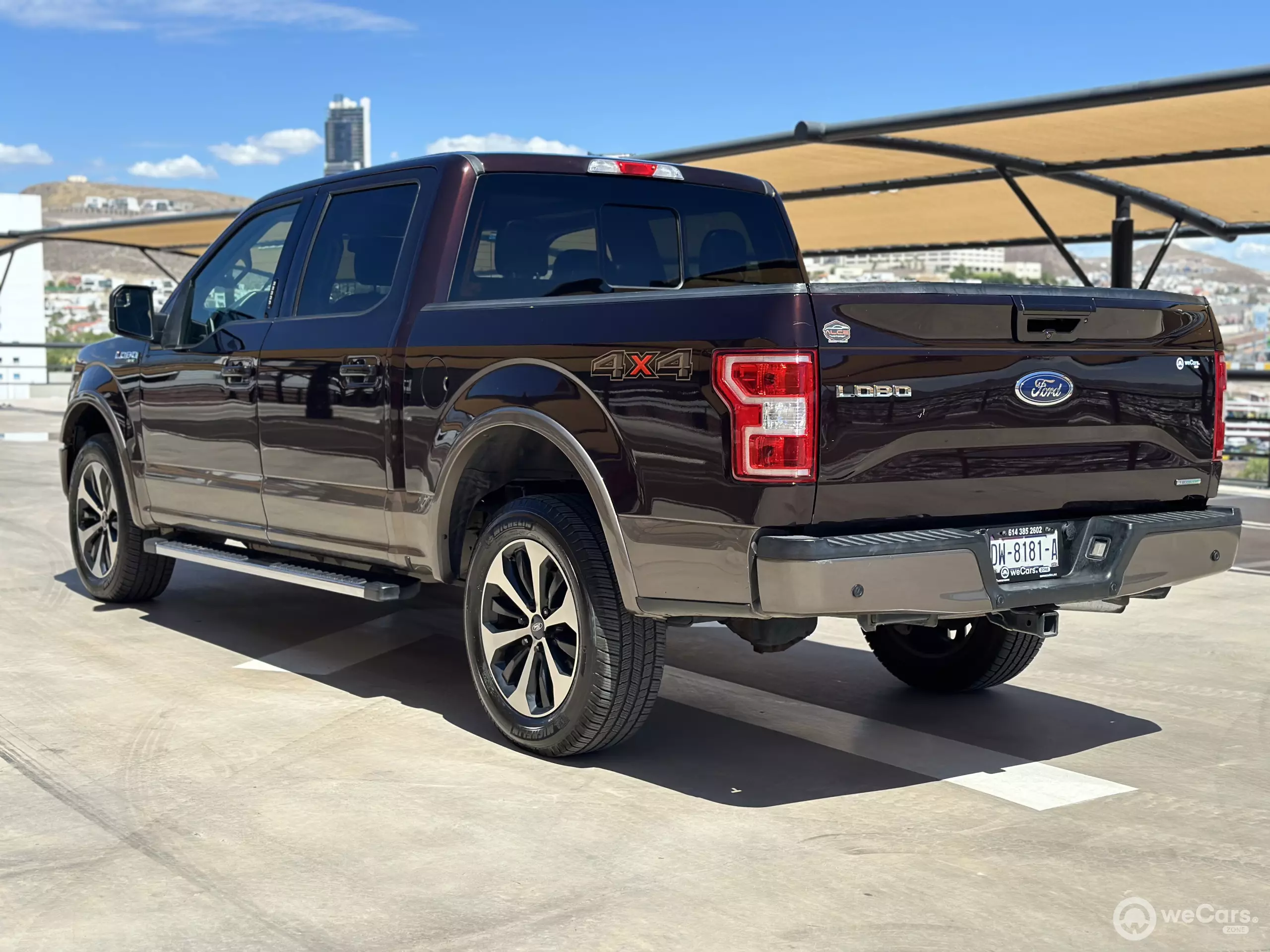 Ford Lobo Pick-Up
