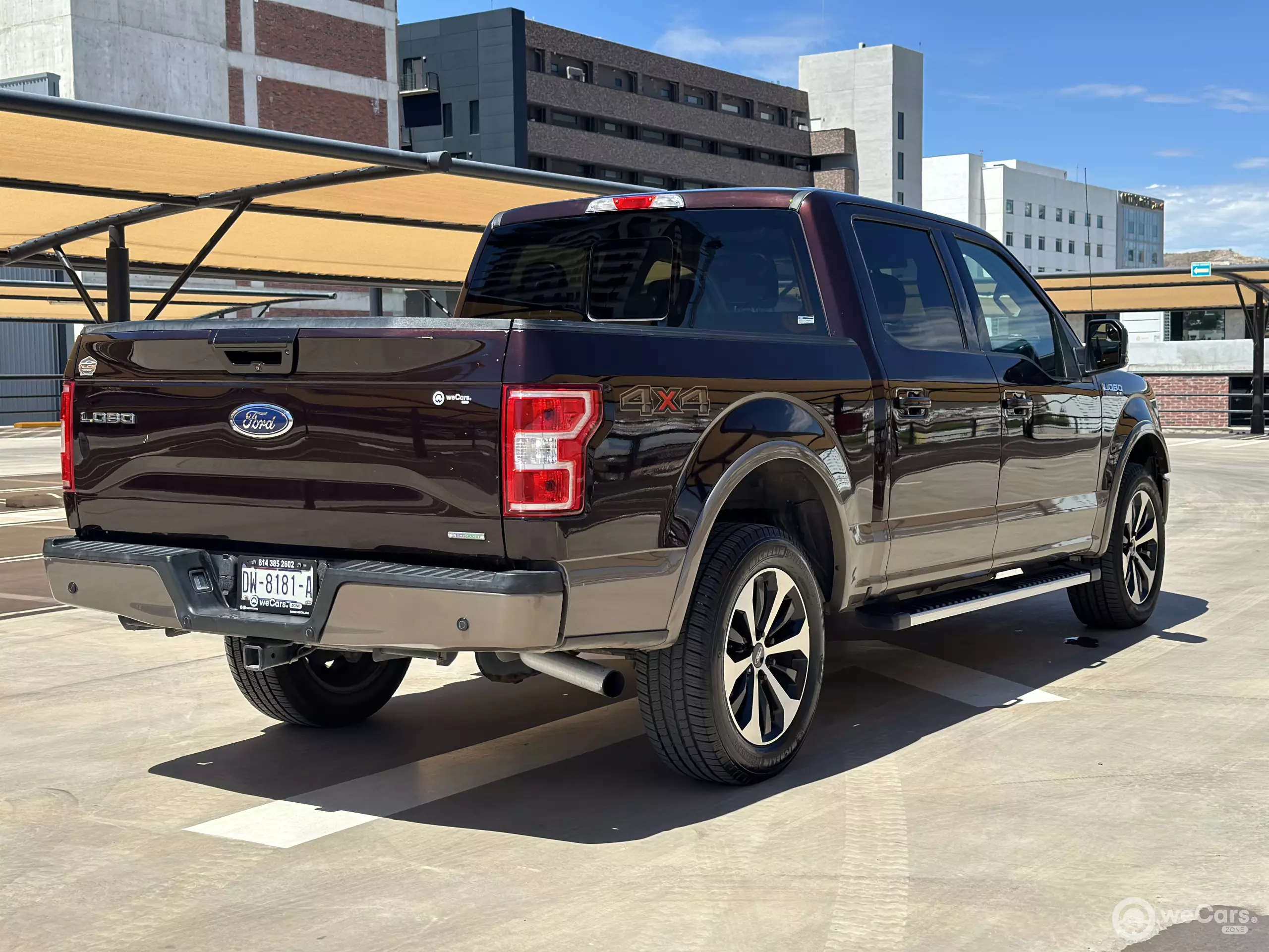 Ford Lobo Pick-Up