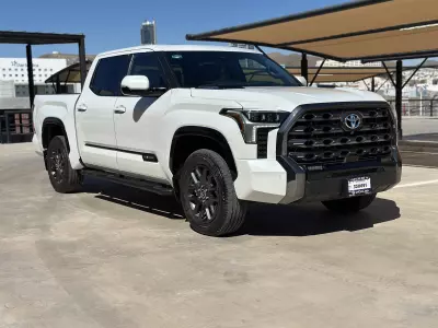 Toyota Tundra Pick-Up 2023