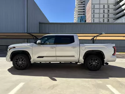 Toyota Tundra Pick-Up 2023
