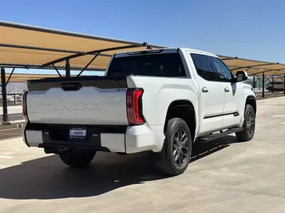 Toyota Tundra Pick-Up 2023