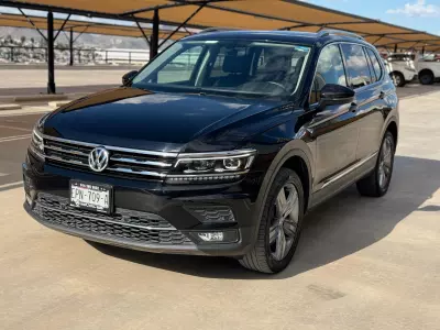 Volkswagen Tiguan VUD 2021