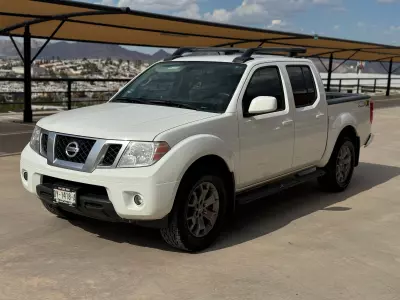 Nissan Frontier y NP 300 Frontier Pick-Up 2015