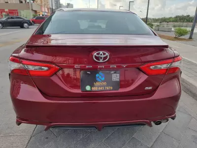 Toyota Camry 2018