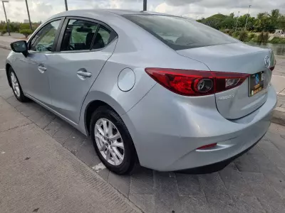 Mazda Mazda 3 2017