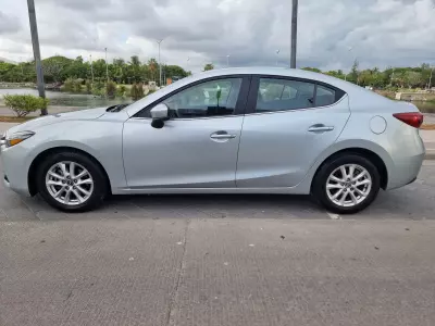 Mazda Mazda 3 2017