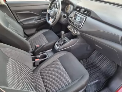 Nissan Versa 2020