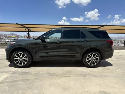 Ford Explorer VUD 2022