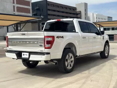 Ford Lobo Pick-Up 2023