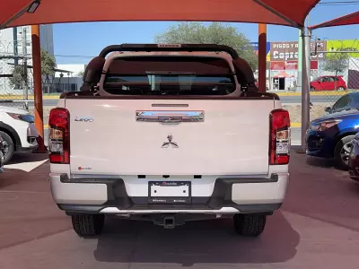 Mitsubishi L200 Pick-Up 2024