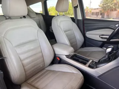 Ford Escape VUD 2017
