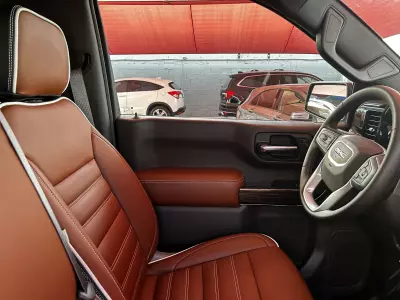 GMC Sierra Pick-Up 4x4 2024