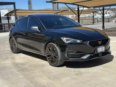 Cupra León 2023