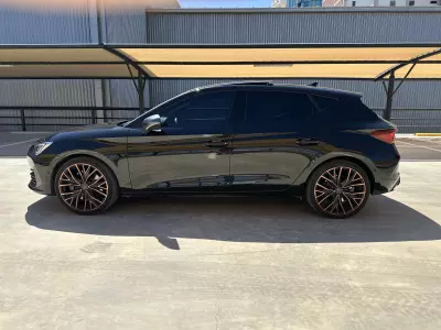 Cupra León 2023